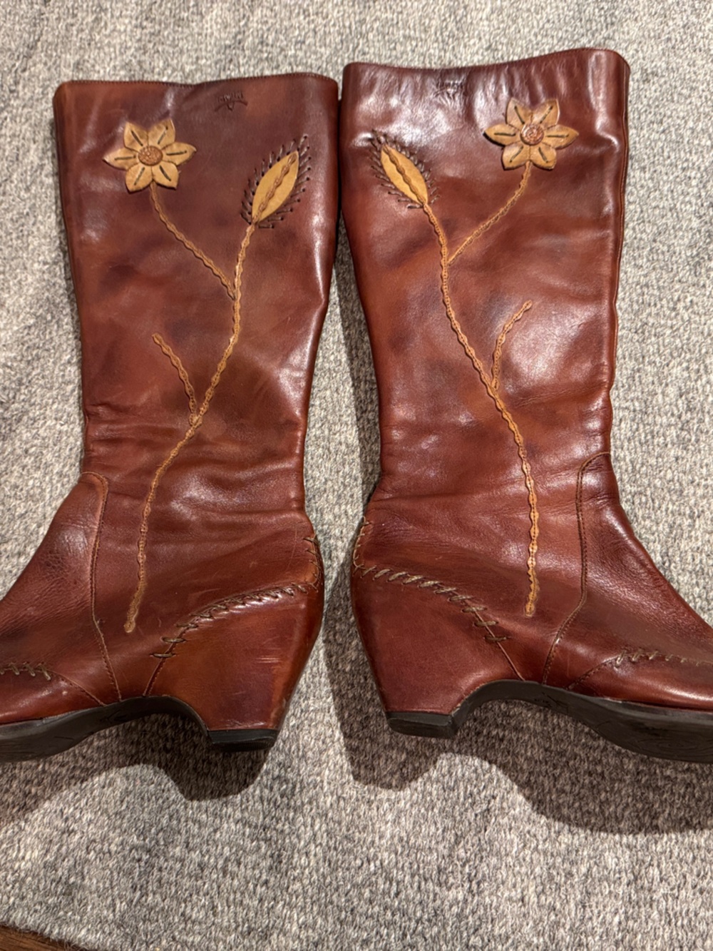 PIKOLINOS Brown Leather Boots with Floral Appliqué